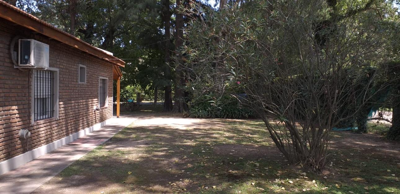 Hermosa Quinta en San Vicente, con potencial para comercios