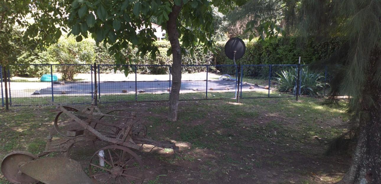 Hermosa Quinta en San Vicente, con potencial para comercios