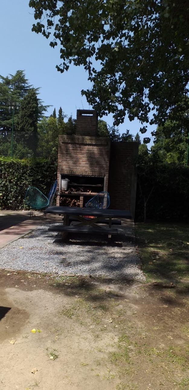 Hermosa Quinta en San Vicente, con potencial para comercios
