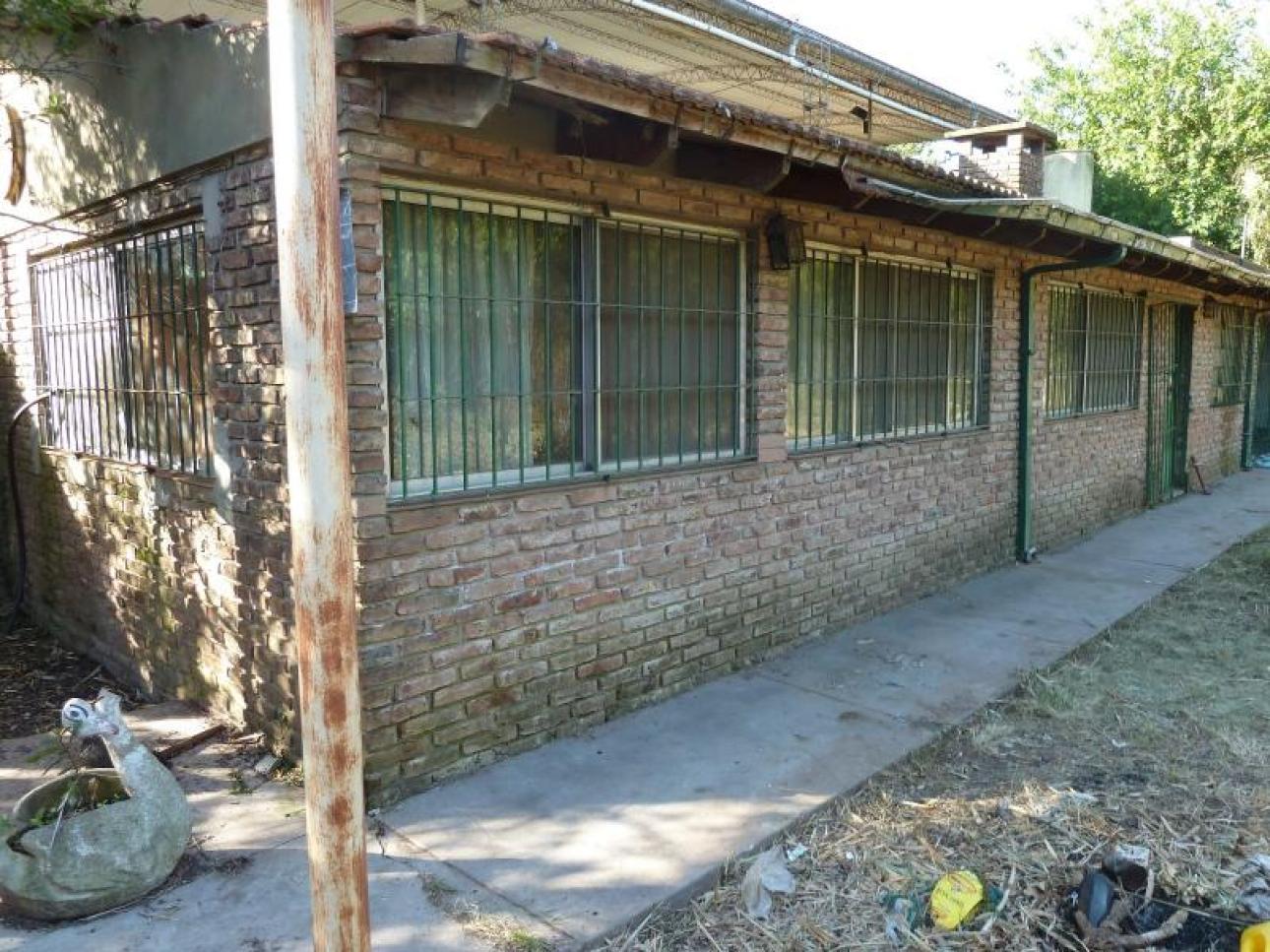 LOTE CON CASA A REFACCIONAR