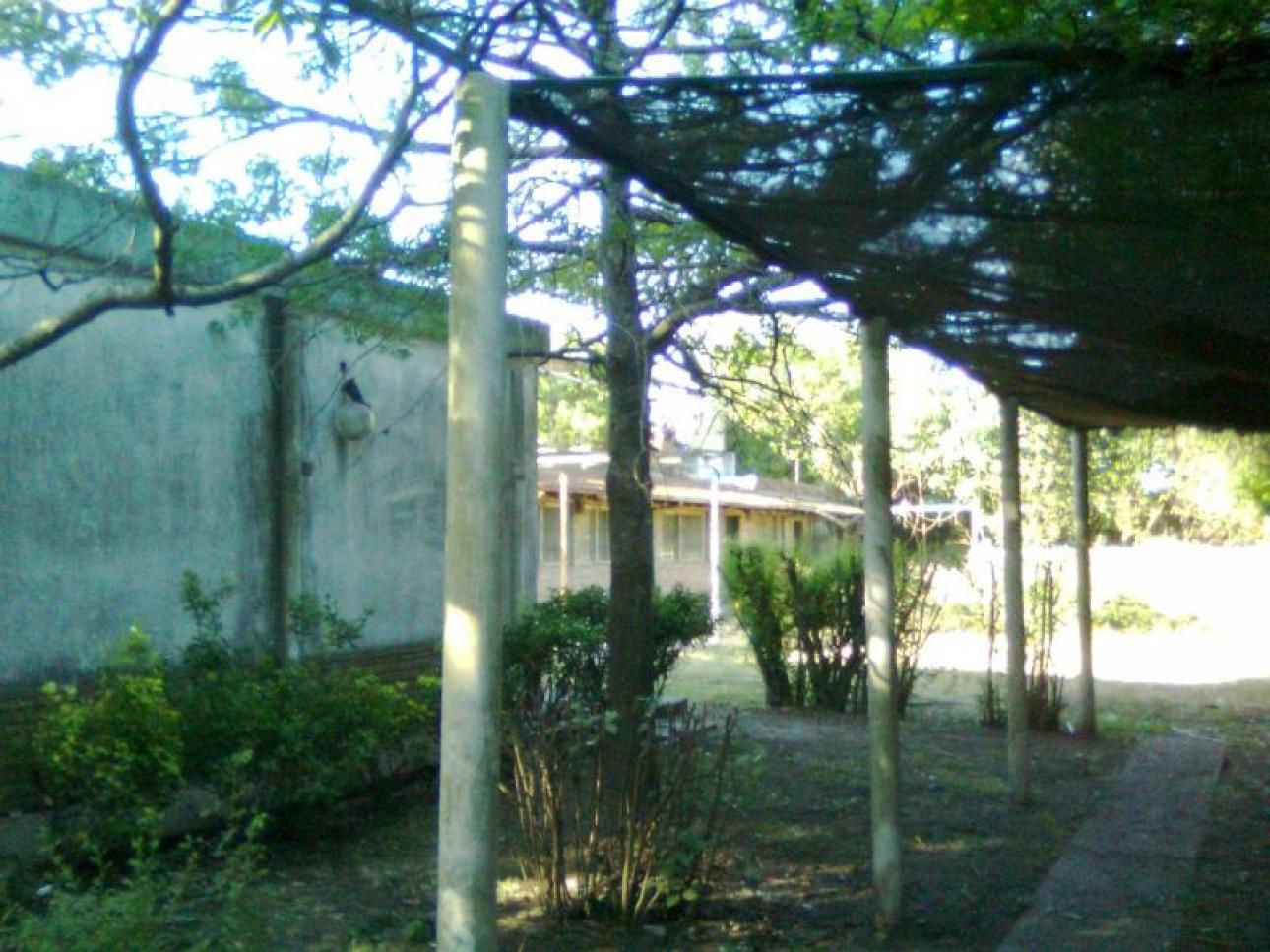 LOTE CON CASA A REFACCIONAR