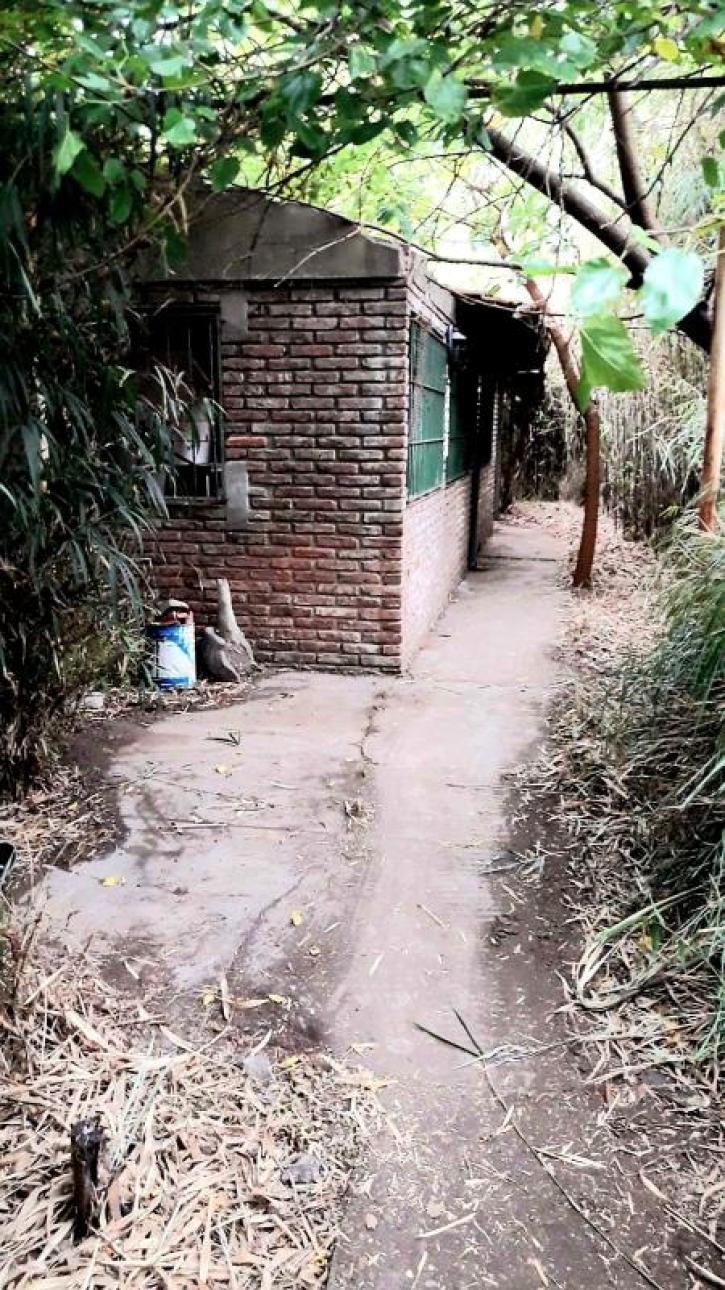 LOTE CON CASA A REFACCIONAR