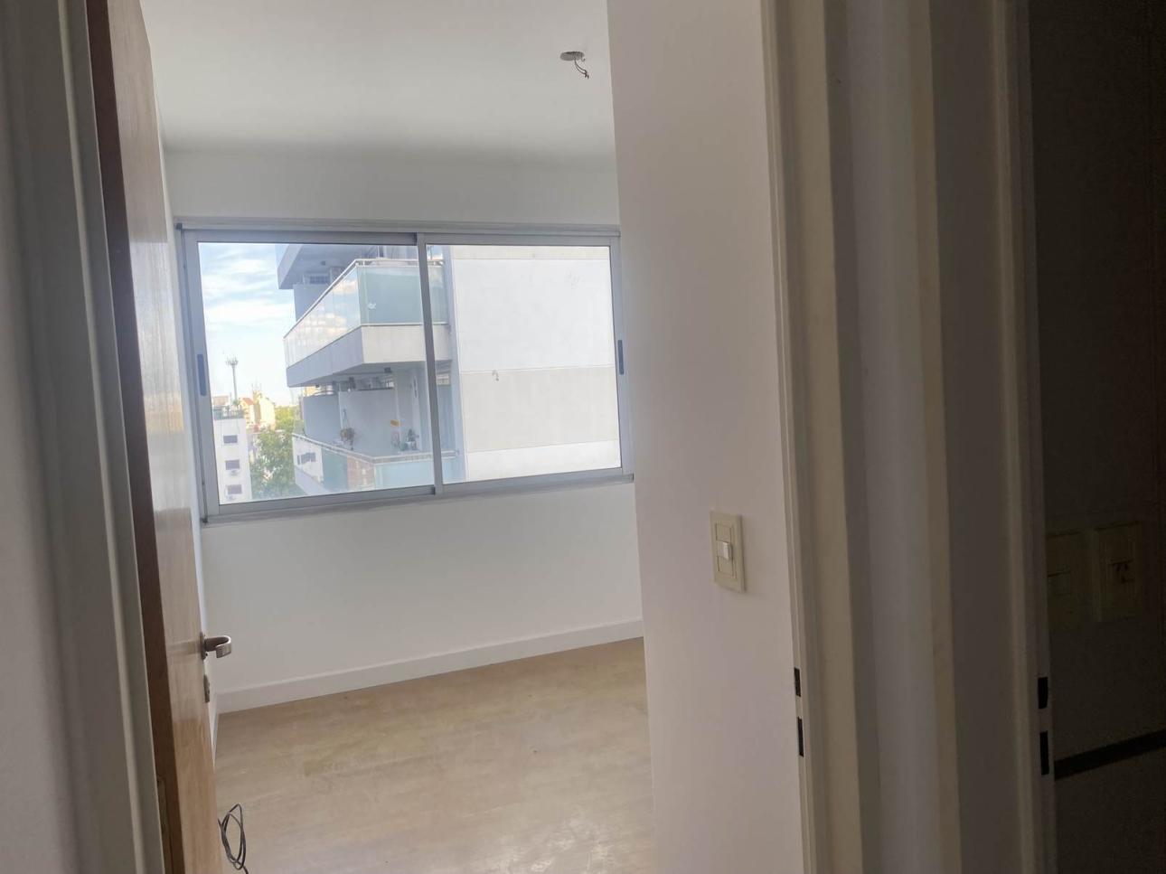 DEPARTAMENTO DOS AMBIENTES CON TERRAZA PRIVADA CON PARRILLA