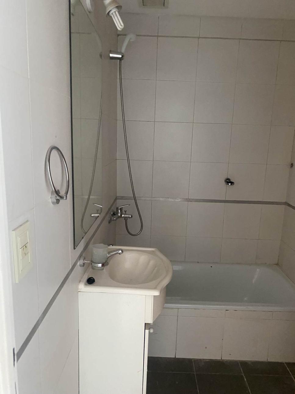 DEPARTAMENTO DOS AMBIENTES CON TERRAZA PRIVADA CON PARRILLA