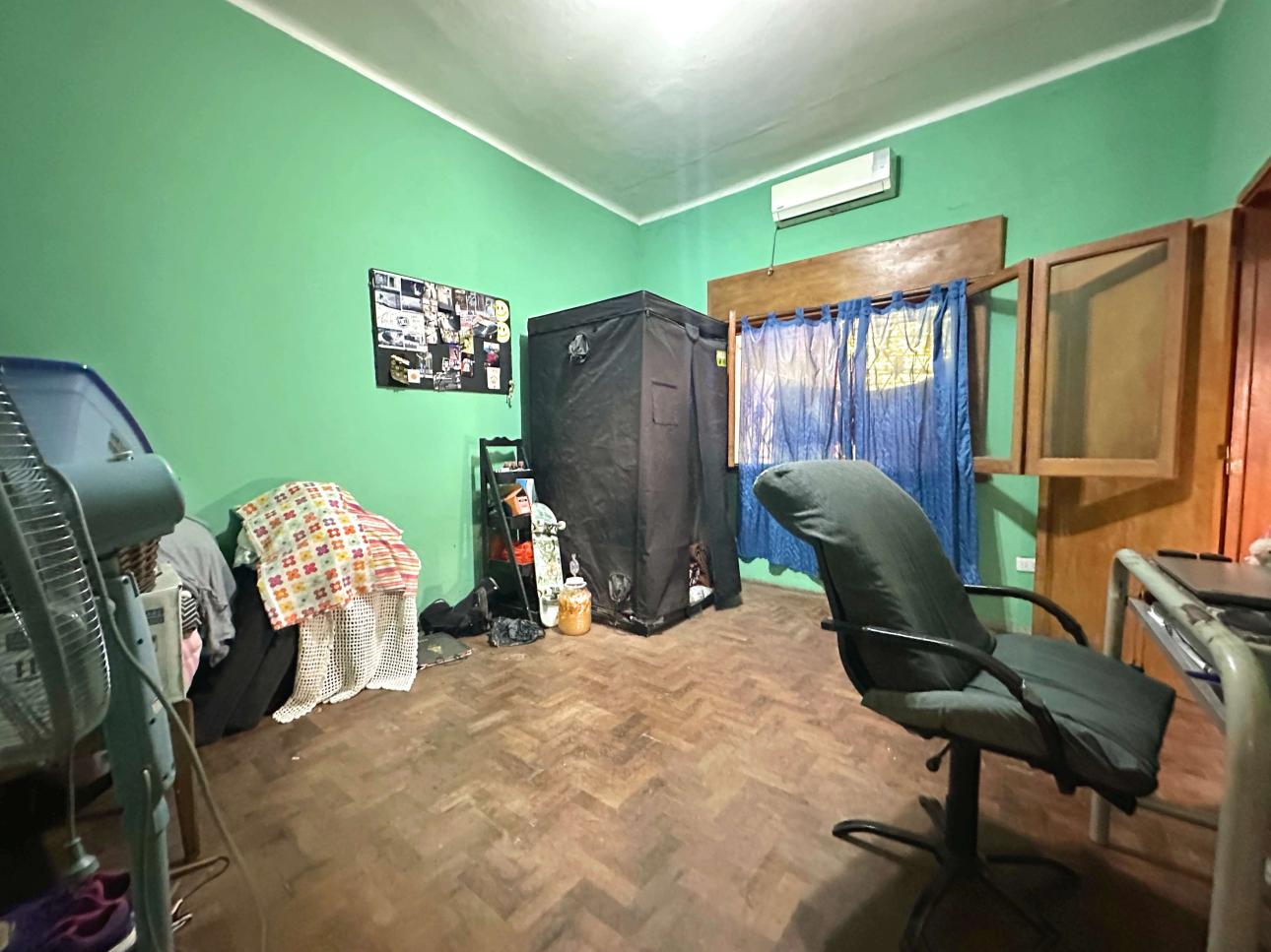 bg