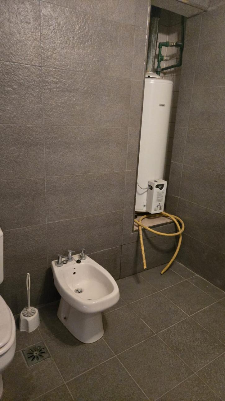 CASA REMODELADA EN PRIMER PISO 2 PLANTAS