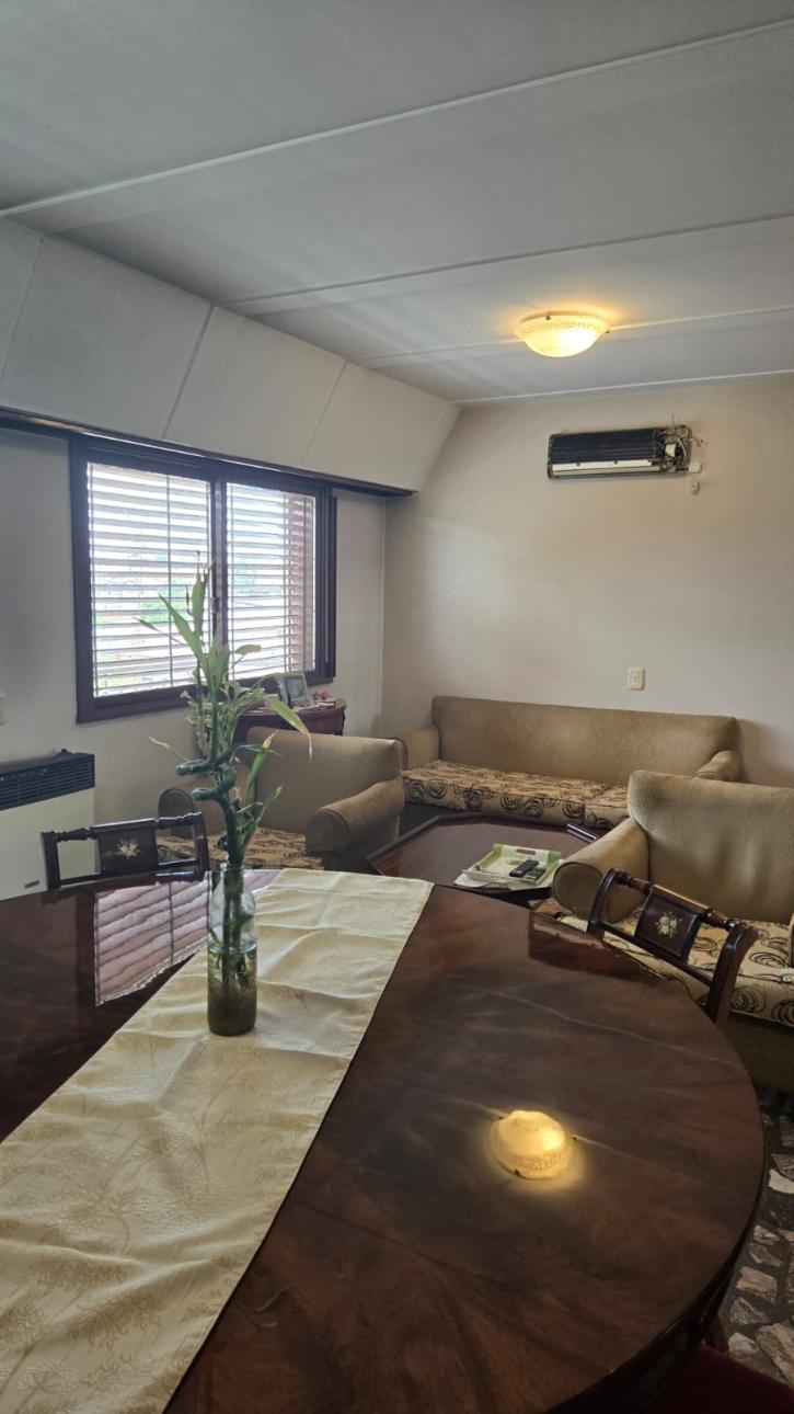 CASA REMODELADA EN PRIMER PISO 2 PLANTAS