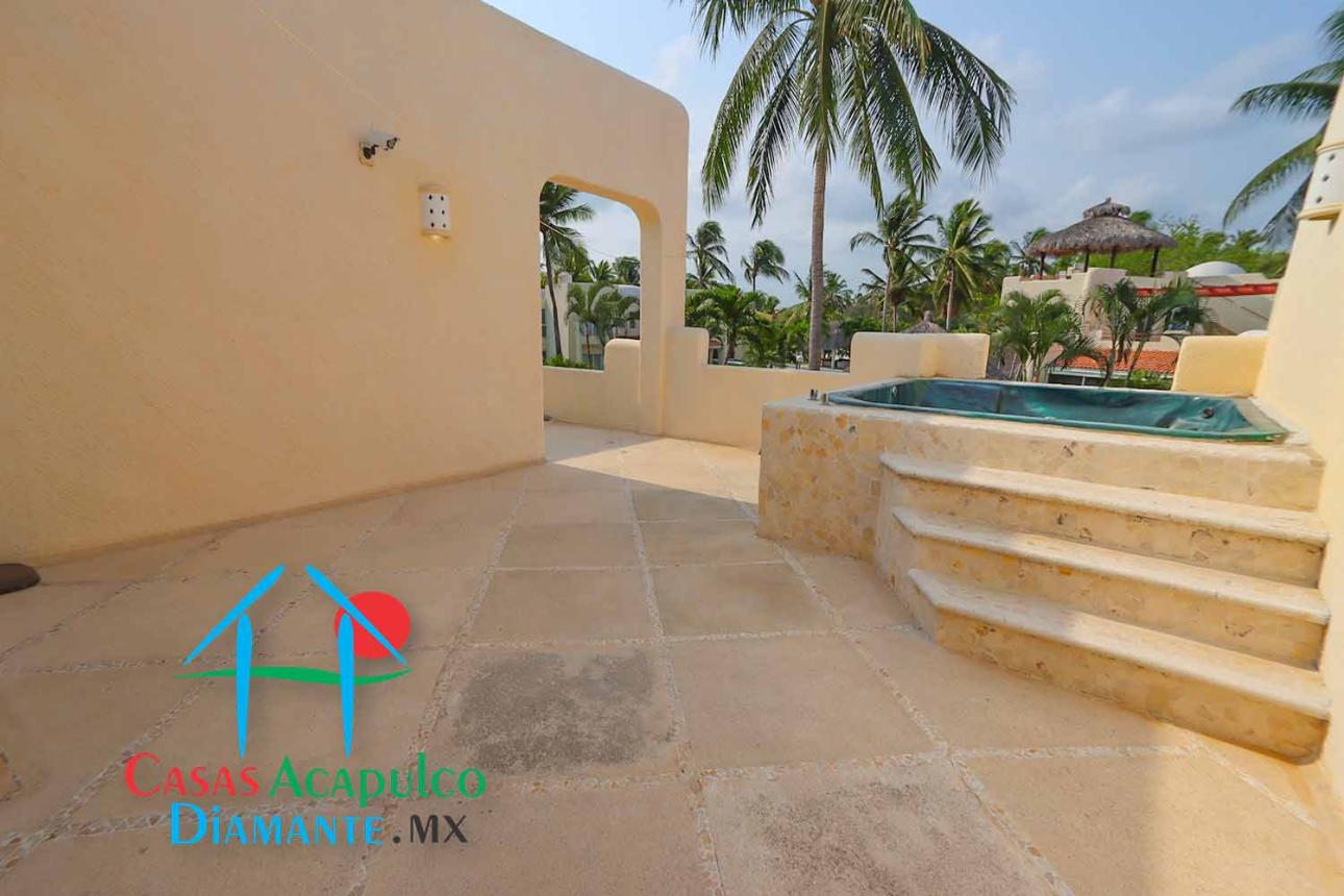 Tu refugio en Acapulco con roof garden y jacuzzi
