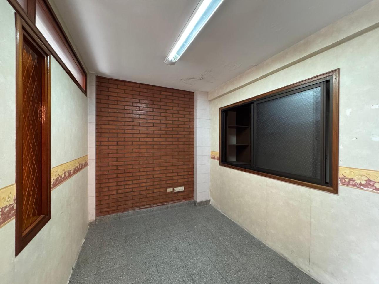 Oportunidad! 100 m² Oficinas a m. Peatonal Belgrano