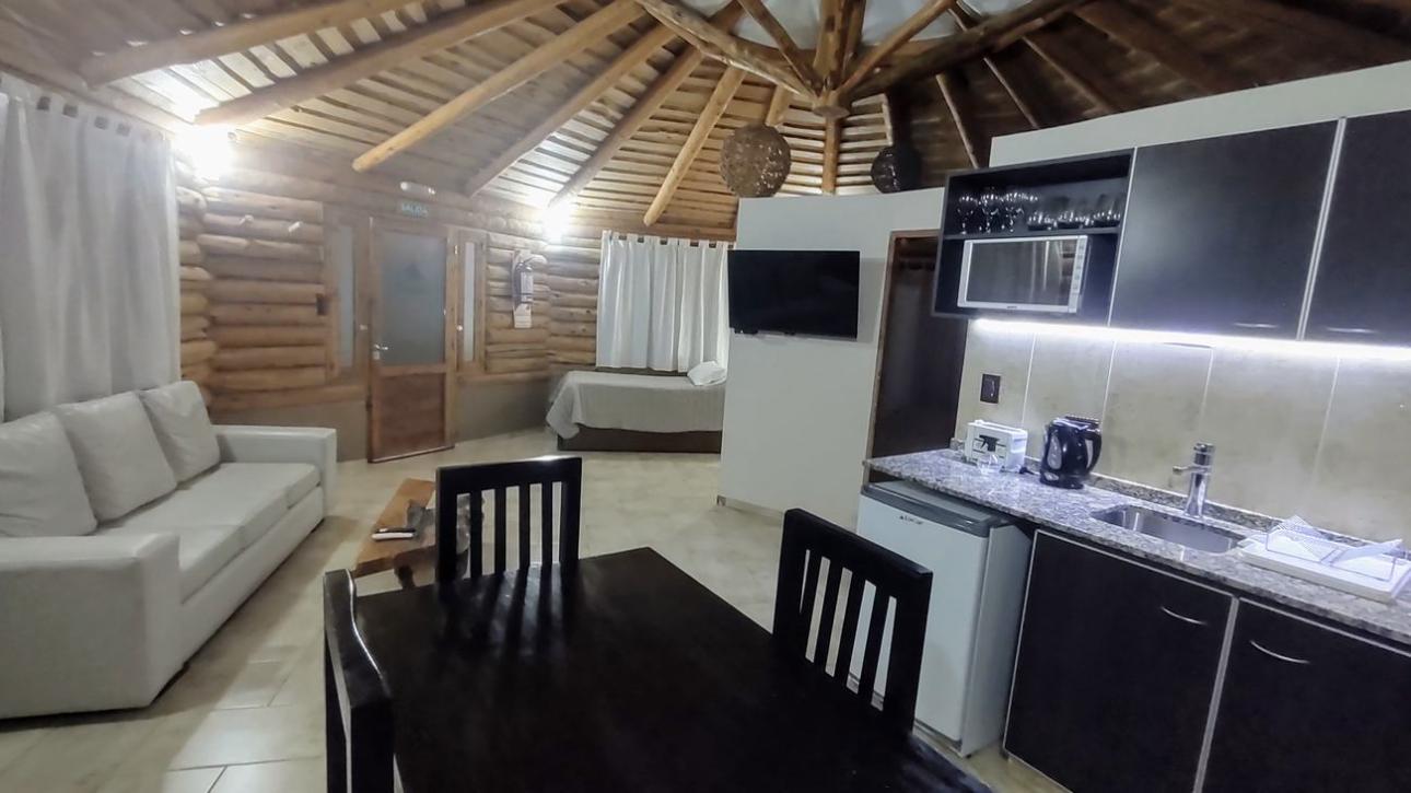 HERMOSO COMPLEJO DE 5 CABAÑAS EN MALARGUE MENDOZA