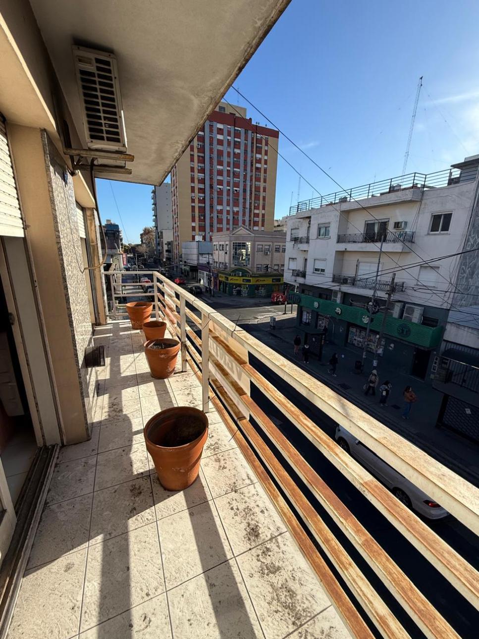 Depto en Venta-  3 amb con balcón - San Martín