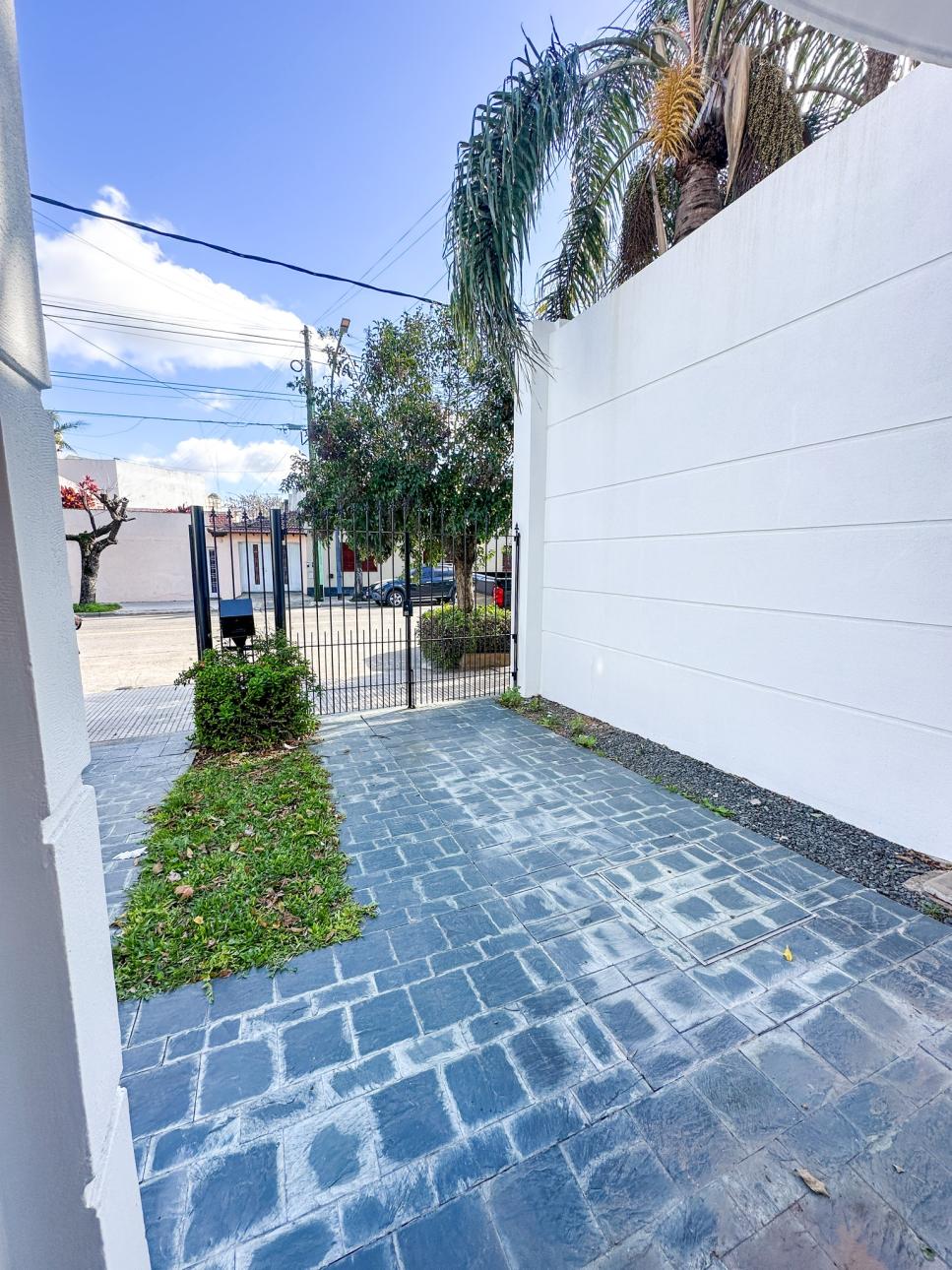 DUPLEX EN VENTA 3 AMBIENTES EN VILLA LUGANO