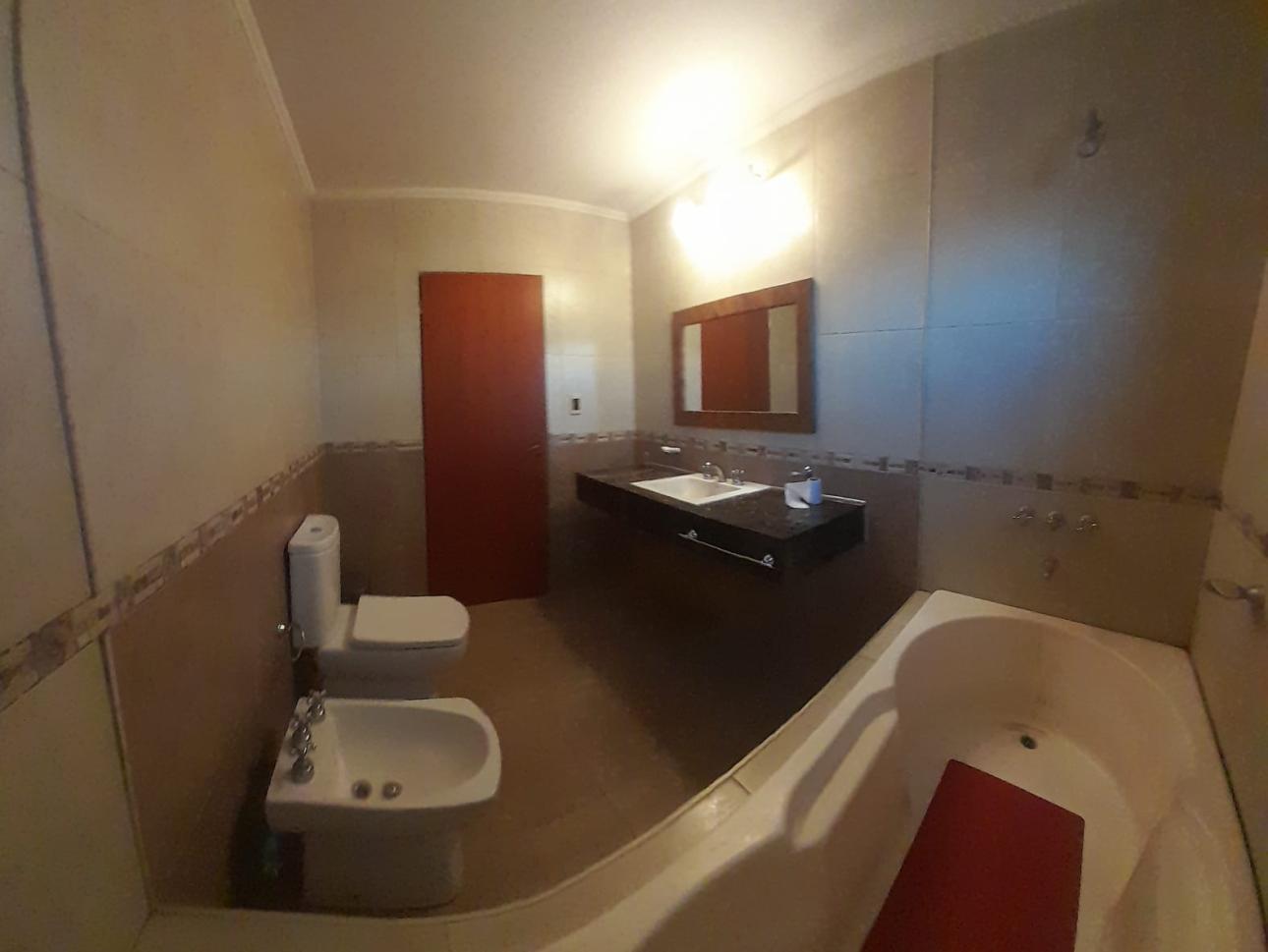 HERMOSA CASA QUINTA