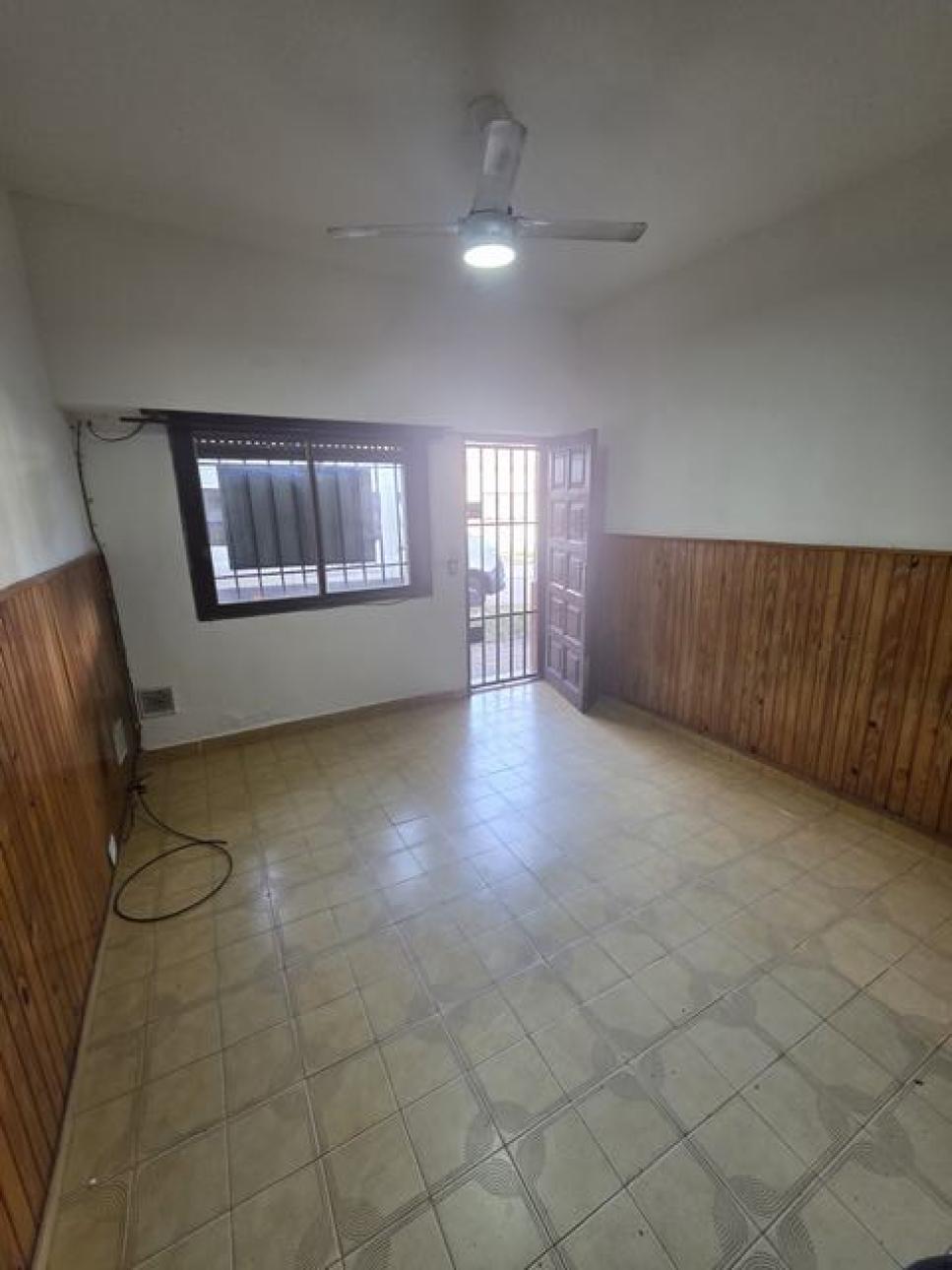 DEPARTAMENTO PH 3AMB P BAJA FRENTE CASEROS SIN EXPENSAS