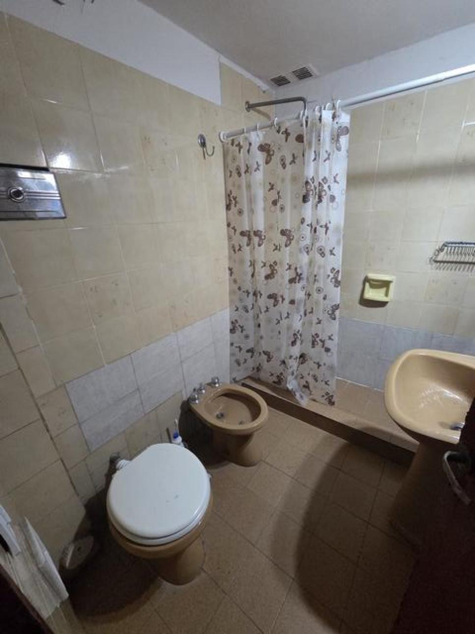 DEPARTAMENTO PH 3AMB P BAJA FRENTE CASEROS SIN EXPENSAS