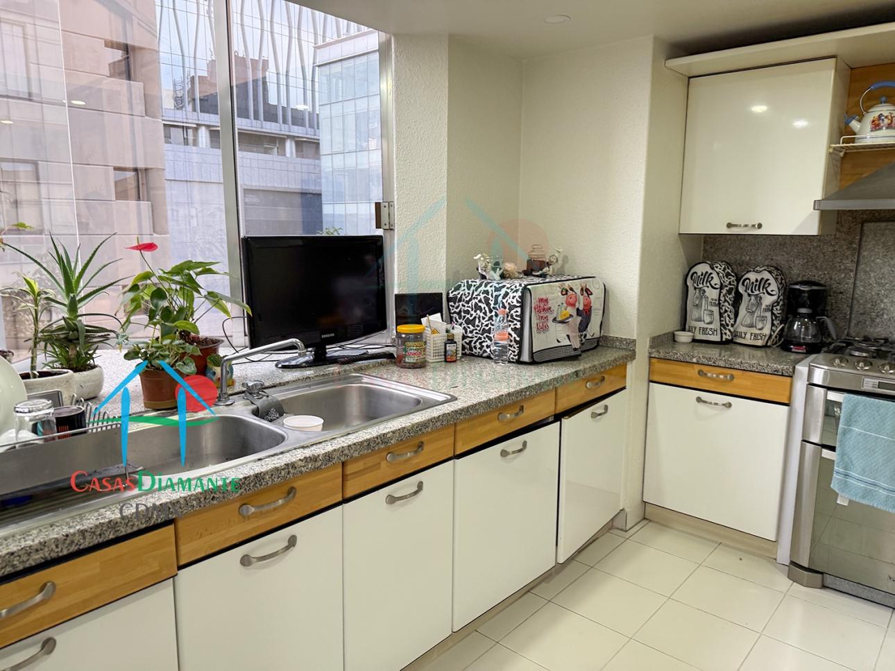 Departamento con Vista y Seguridad 24/7 en Piso 5