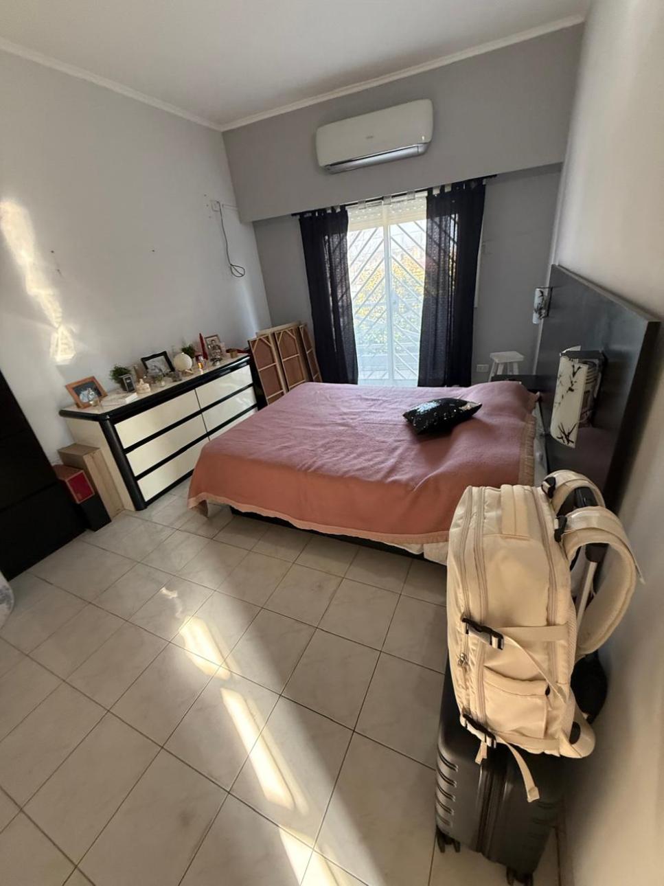 Casa. Venta - 3 amb. c/Cochera -V Ballester