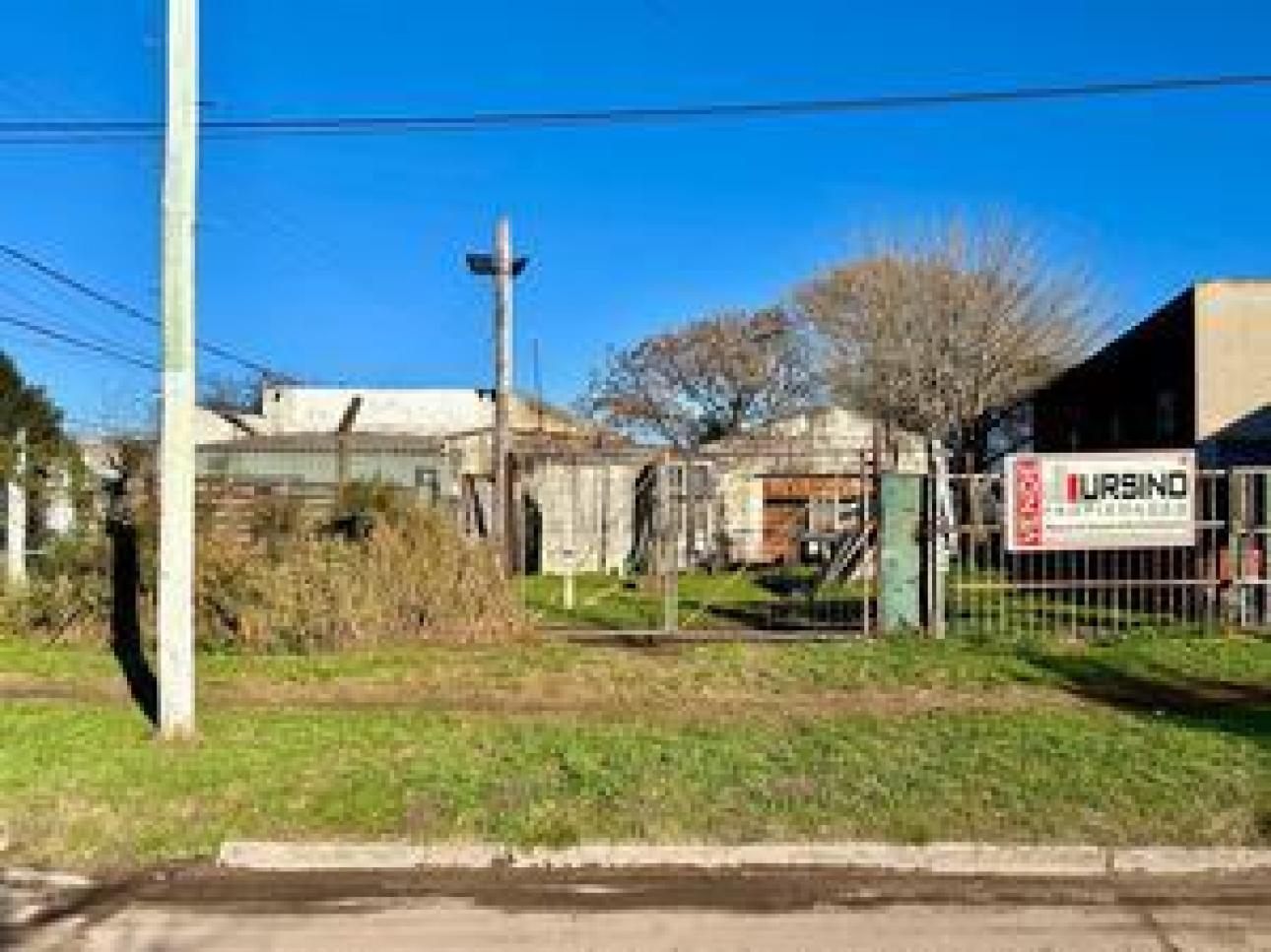 VENTA - 2 LOTES CON GALPON
