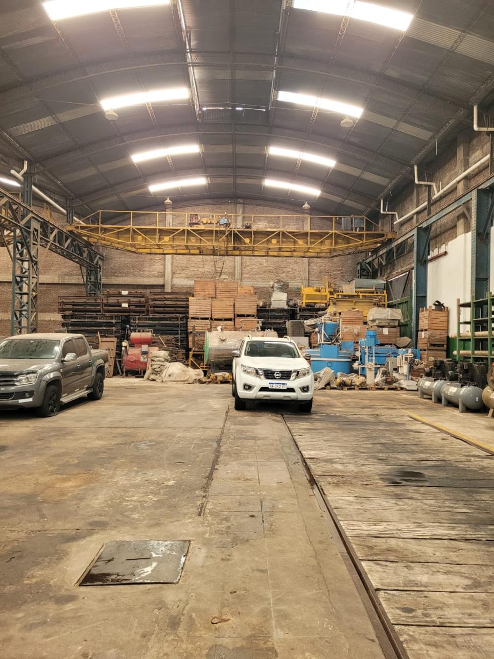 Importante Planta Industrial 1700 m2