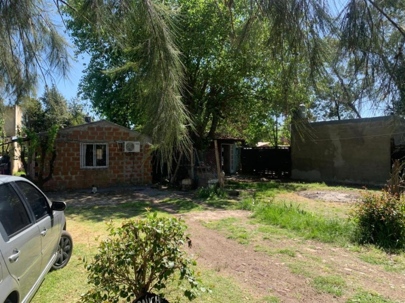 2 casas en Amplio lote de 573m2
