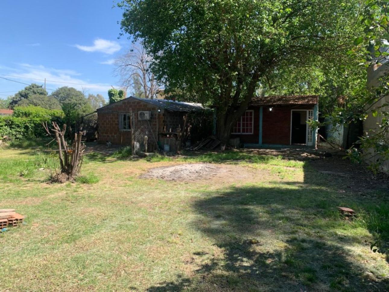 2 casas en Amplio lote de 573m2