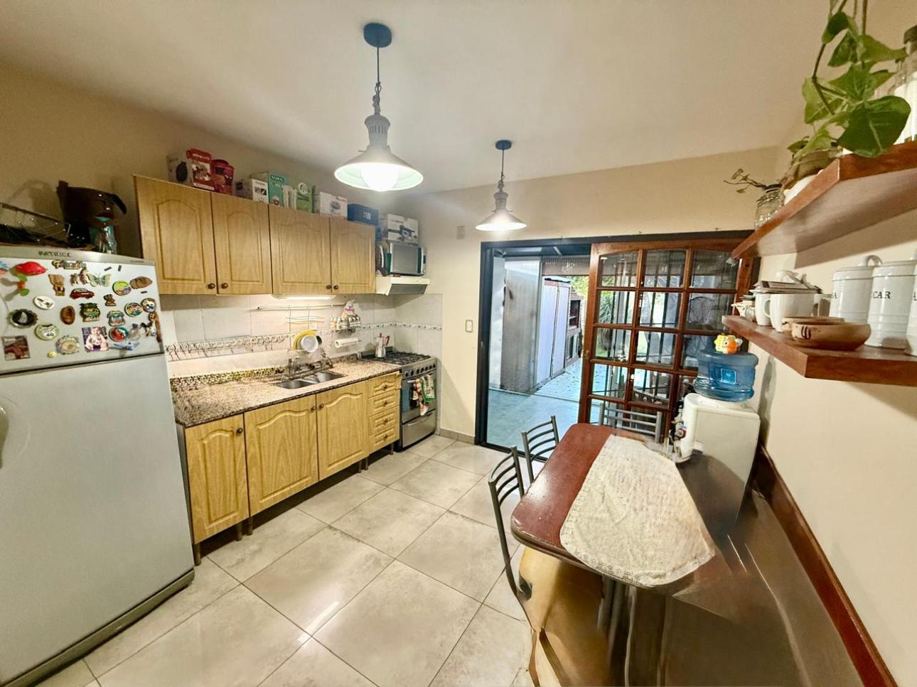 Duplex en Venta -  4 amb  con parque y cochera- V Ballester