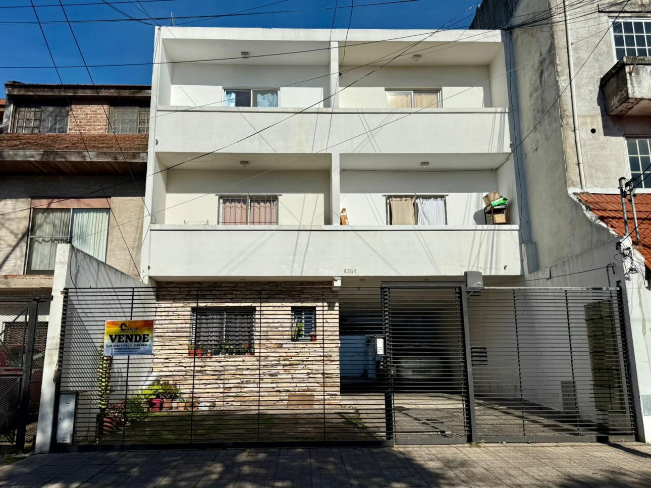 Depto en Venta -  Deto 2 amb. con guarda coche.