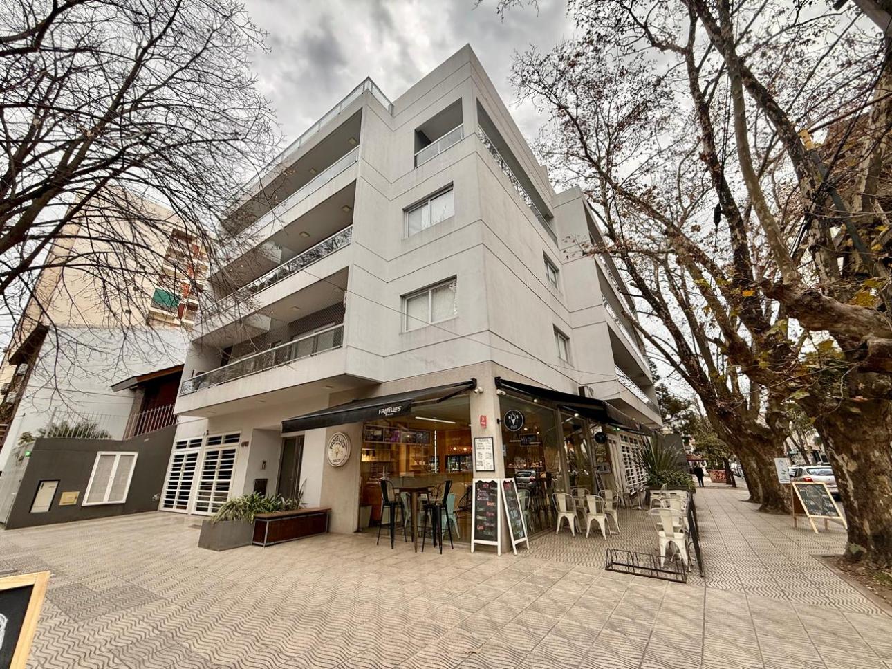 Depto -Venta - 3 amb. con cochera -Villa Ballester