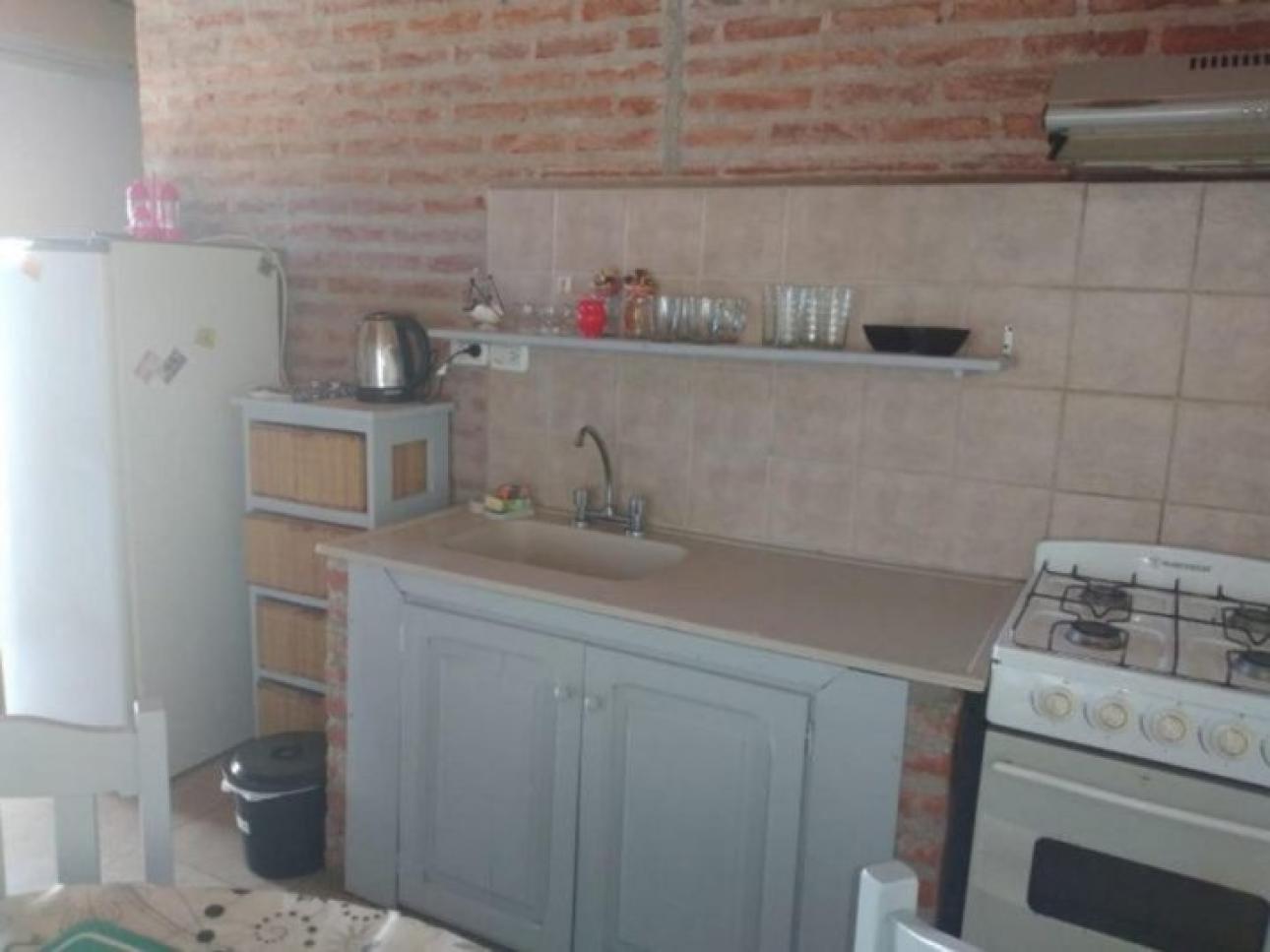 TONINAS,3 CASAS,EN BLOQUE, A 4 CUADRAS DEL MAR, OPORTUNIDAD