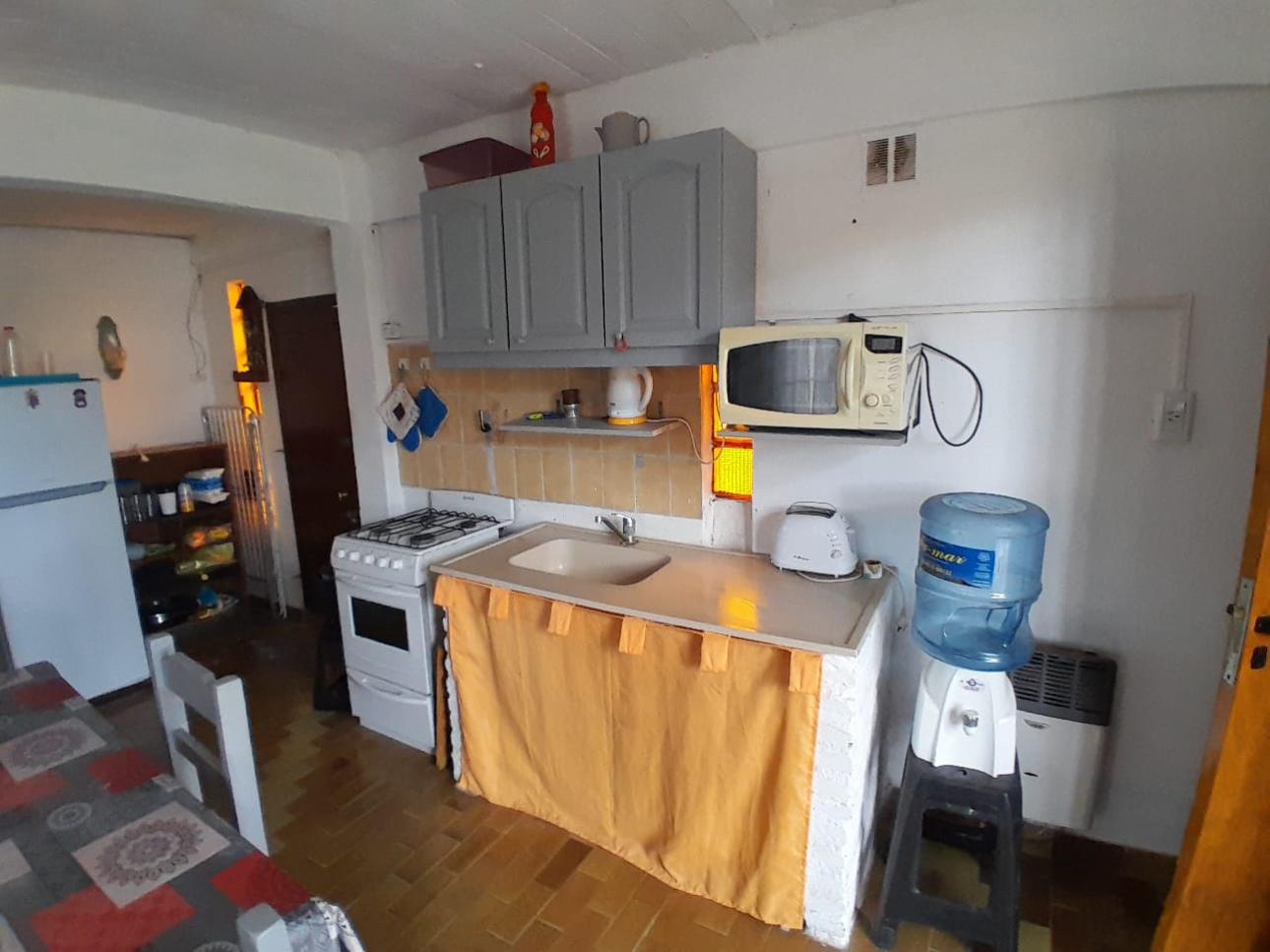 TONINAS,3 CASAS,EN BLOQUE, A 4 CUADRAS DEL MAR, OPORTUNIDAD