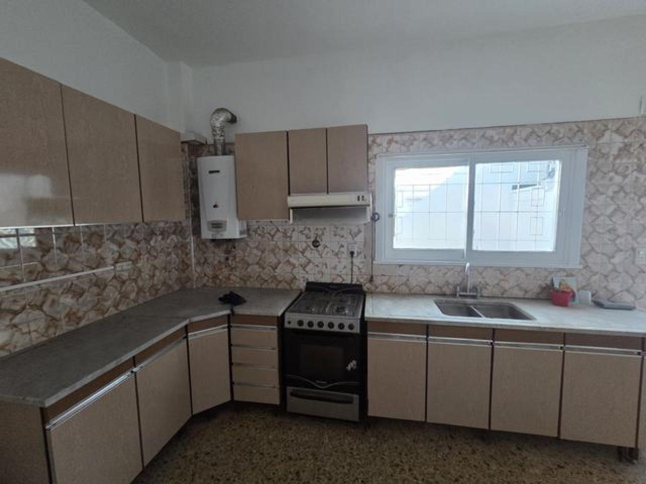 DEPARTAMENTO 3 AMB 1ER PISO CON BALCON A 300M ESTACION BOSC