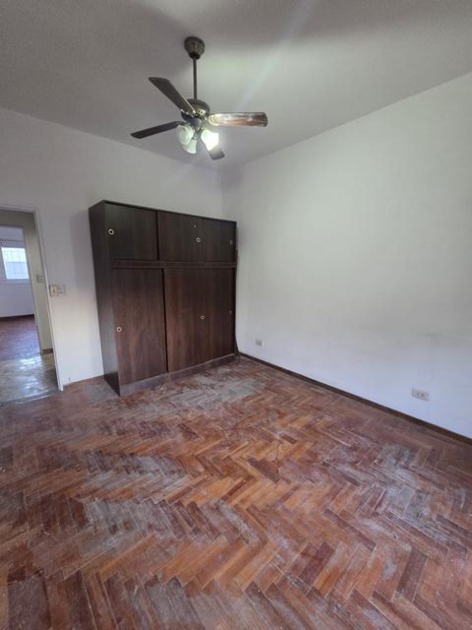 DEPARTAMENTO 3 AMB 1ER PISO CON BALCON A 300M ESTACION BOSC