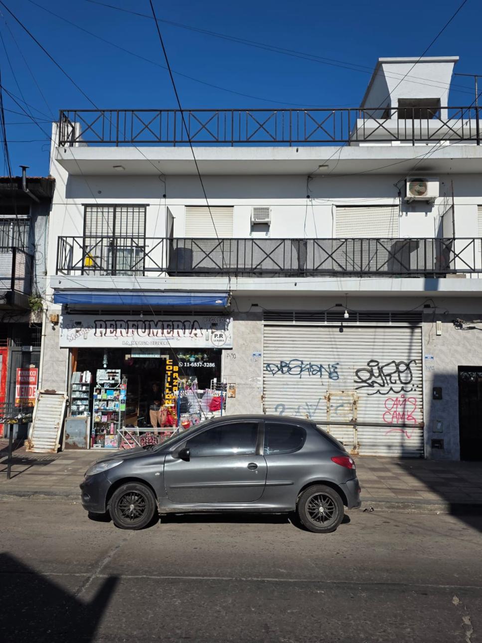 COMPLEJO DE DEPARTAMENTOS Y LOCALES EN BLOCK O POR SEPARADOS