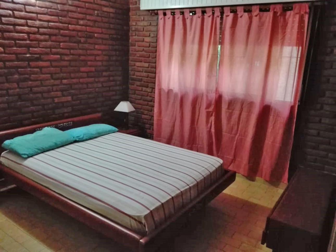 CASA QUINTA EN PILAR MAS DE 2000 METROS