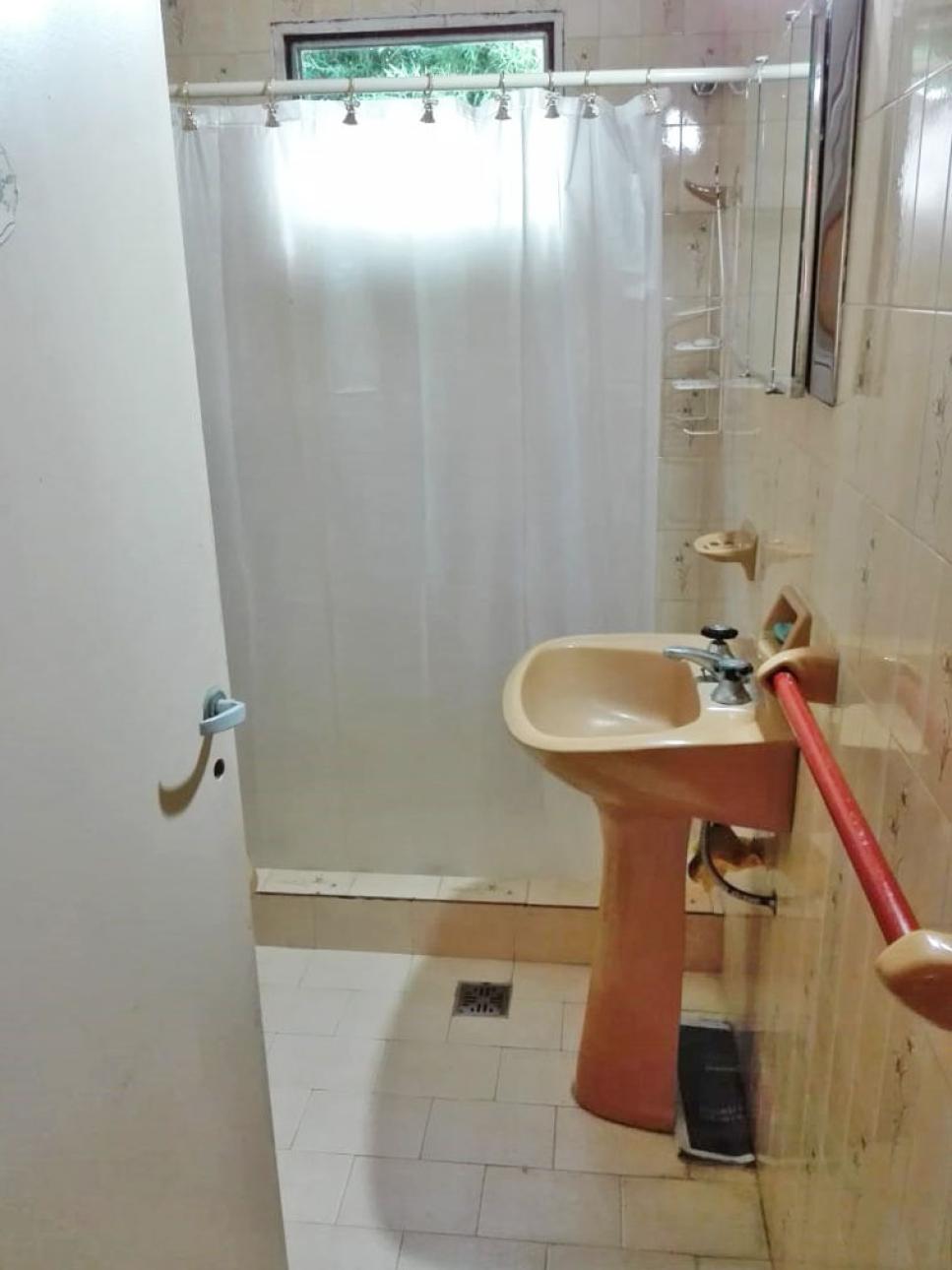CASA QUINTA EN PILAR MAS DE 2000 METROS