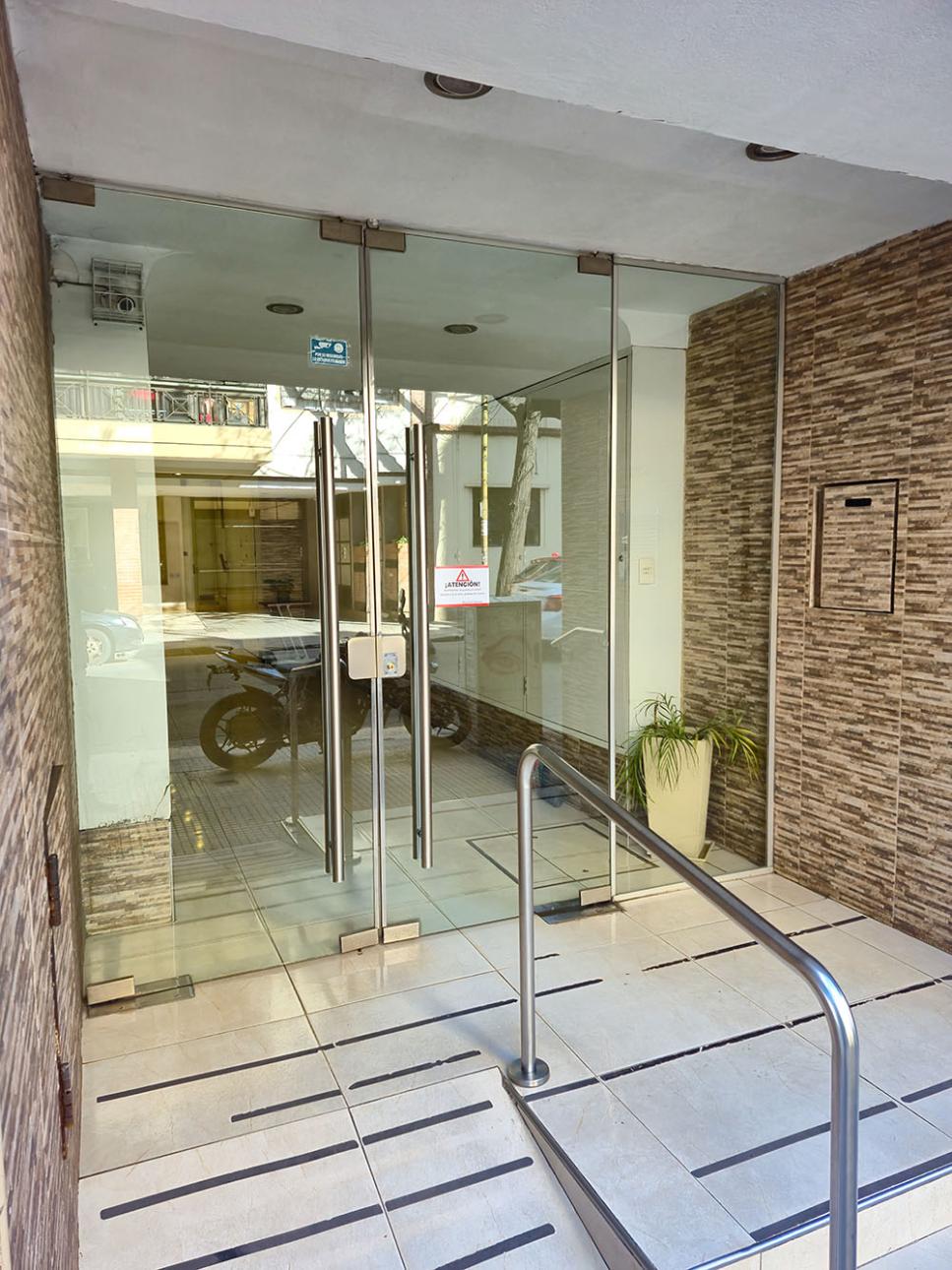 DEPARTAMENTO 2 AMBIENTES EN ALMAGRO, CERCANO A CORRIENTES
