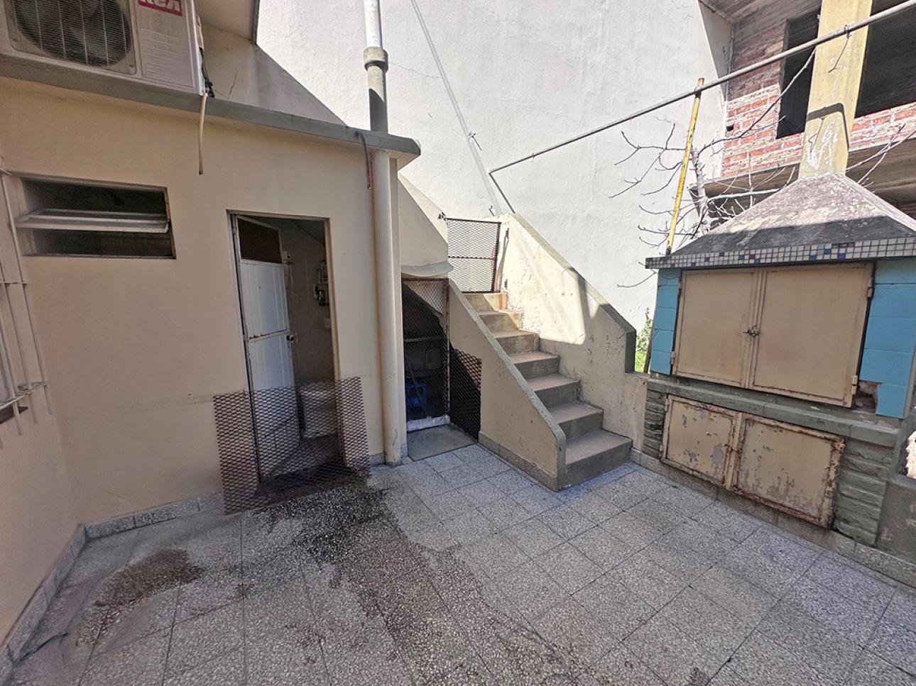 CASA EN LOTE PROPIO DE 3 AMBIENTES CON VIVIENDA A TERMINAR A