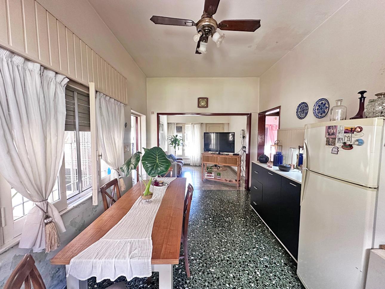CASA EN LOTE PROPIO DE 3 AMBIENTES CON VIVIENDA A TERMINAR A