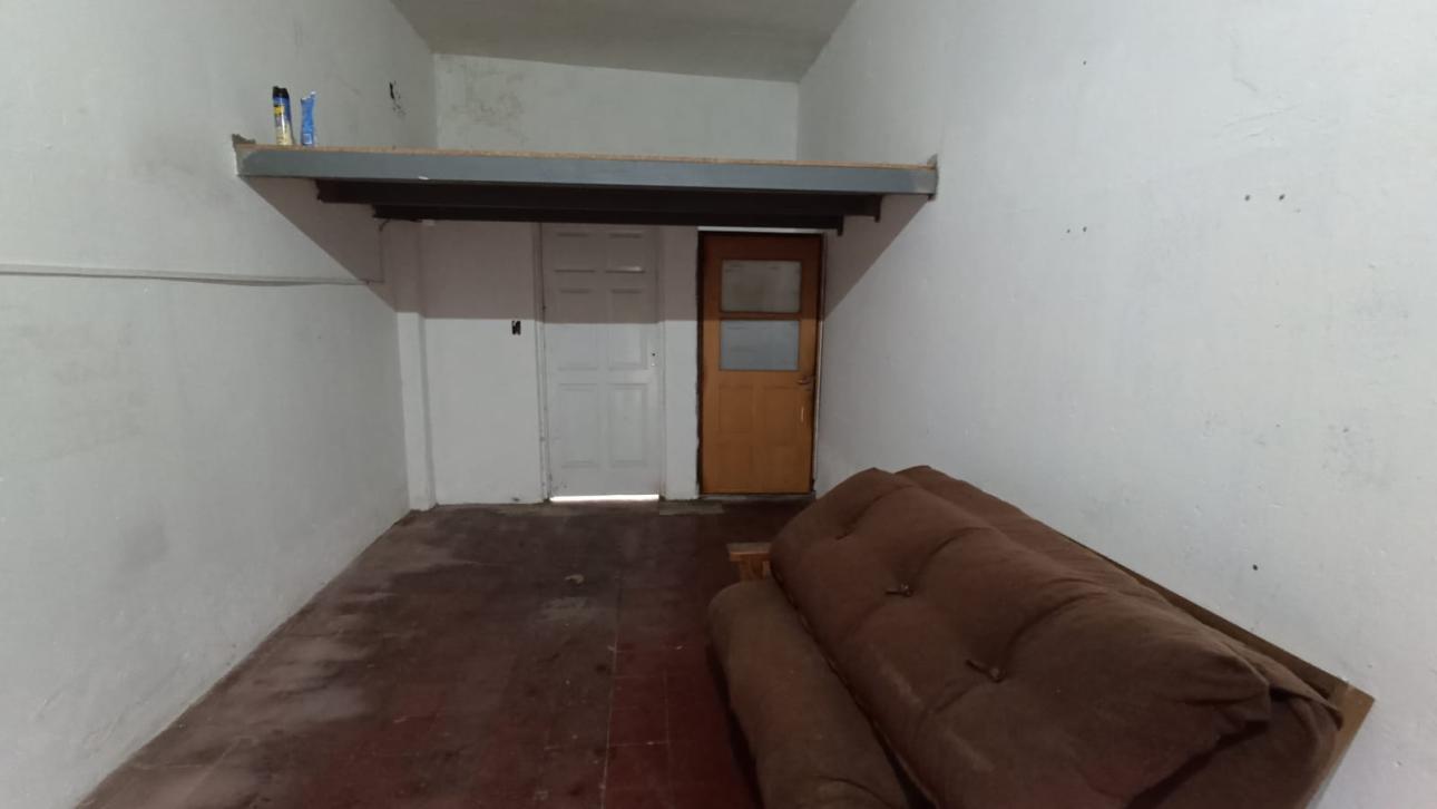 LOCAL COMERCIAL / DEPOSITO