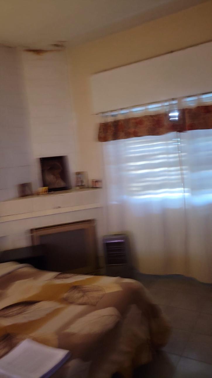 CASA DE 3  AMBIENTES ITUZAINGO SUR APTA CREDITOO