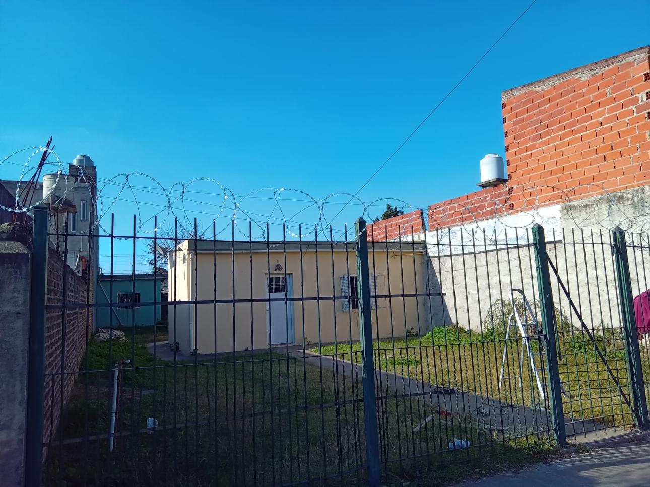 CASA EN VENTA EN GONZALEZ CATAN