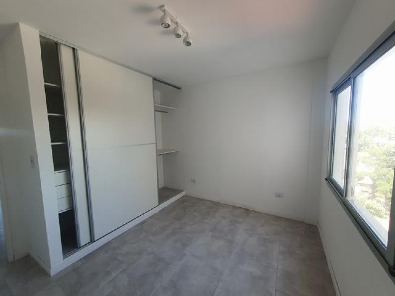 DEPARTAMENTO 2 AMB C/COCHERA MARTIN CORONADO