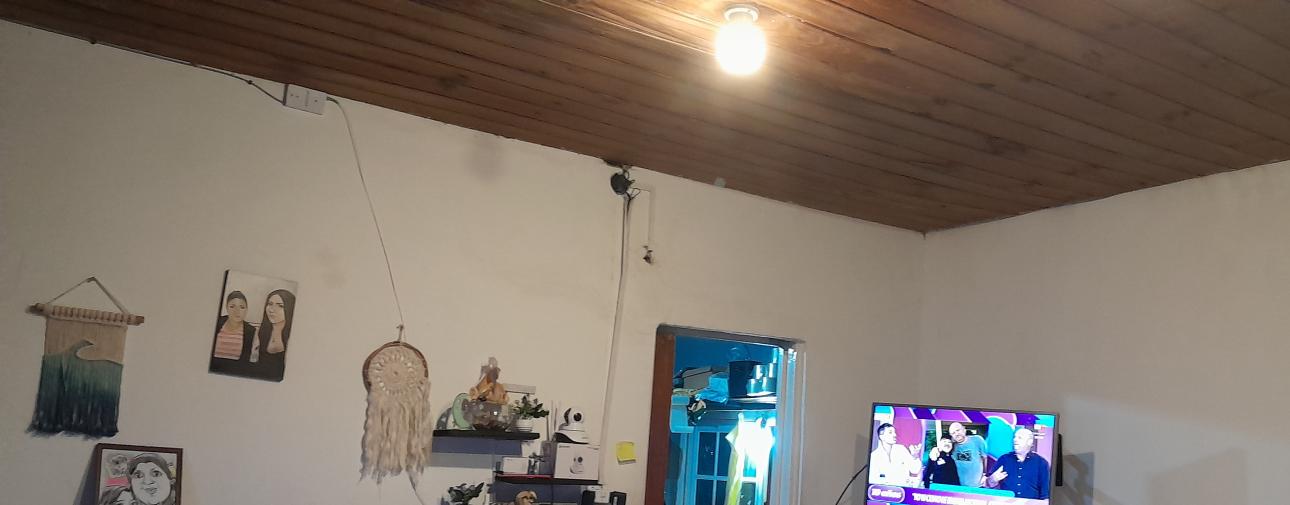 VENTA CASA DE 3 AMBIENTES Bº CASTELAR SUR