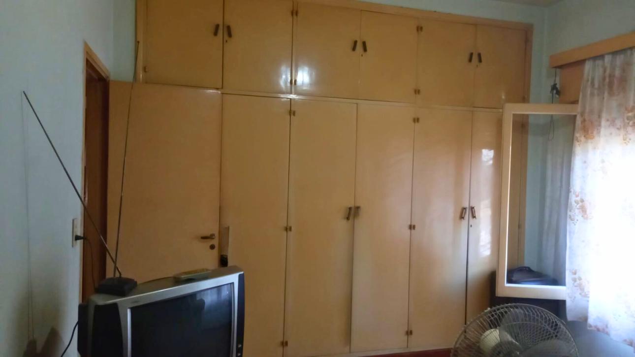 Casa de 4 ambientes con terraza y balcón en José León Suárez