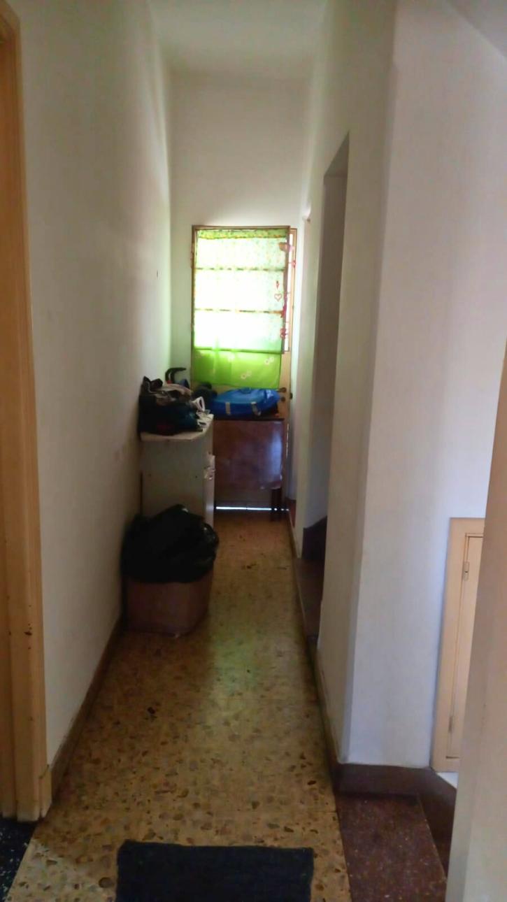 Casa de 4 ambientes con terraza y balcón en José León Suárez