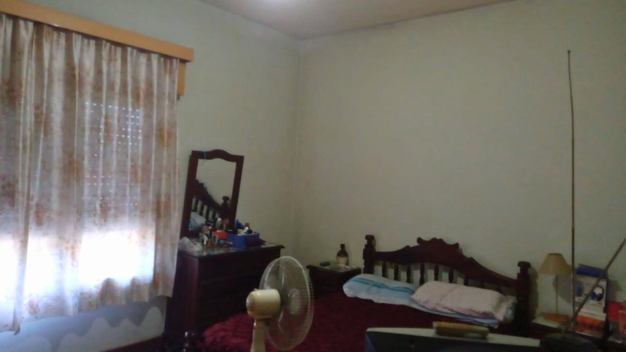 Casa de 4 ambientes con terraza y balcón en José León Suárez