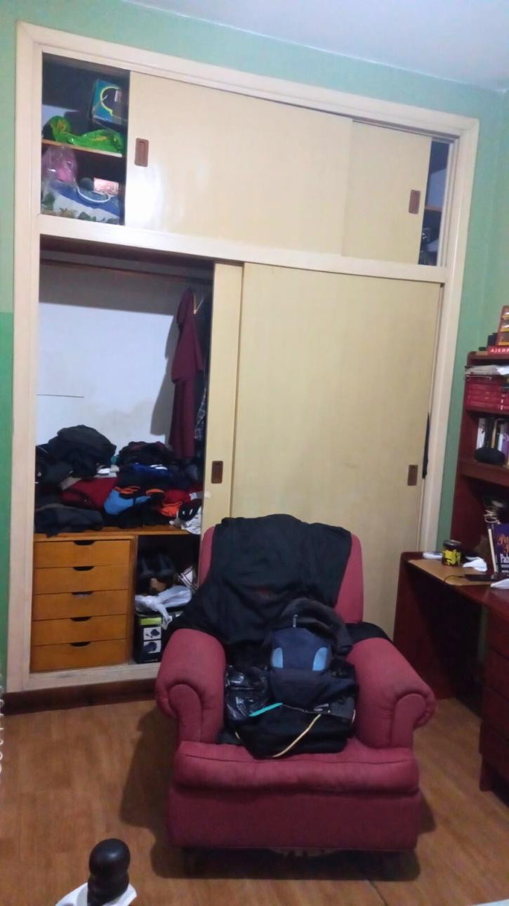 Casa de 4 ambientes con terraza y balcón en José León Suárez