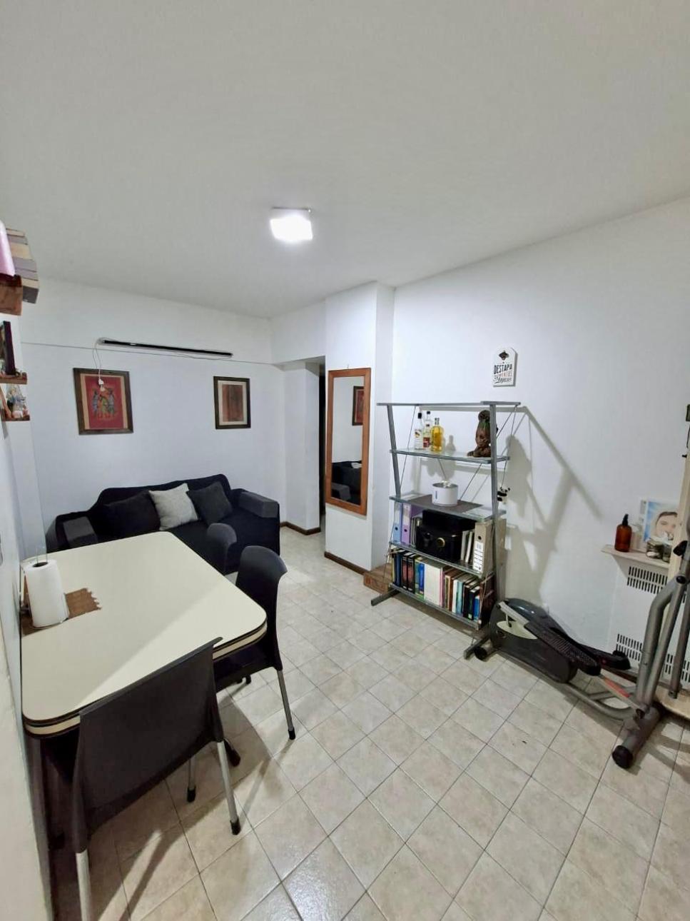Depto en venta - 3 amb con balcón -  CABA