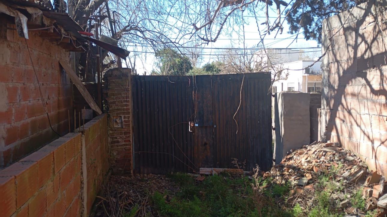 PILAR,LOTE, DE TERRENO,4 CUADRAS DE LA ESTACION