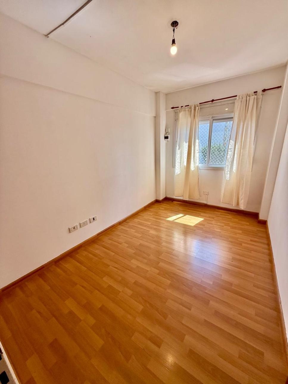 Depto. Venta  - 3 amb. con cochera-Villa Ballester